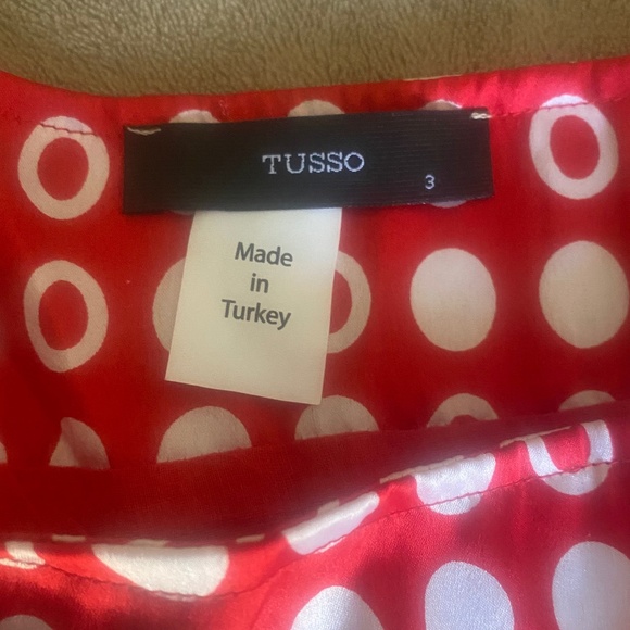 Tusso Silk-like Red and White Flirty Skirt, Size L - Picture 5 of 8